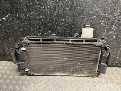 Toyota 422136-7380, 16363-37100 / 4221367380, 1636337100 PRIUS PHV (_W52_) 2019 Radiatorius ( Aušinimo sistema) komplektas Radiatoriaus ventiliatorius Kondensatorius, oro kondicionierius - Paveiksliukas 1