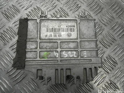 Volkswagen 030 906 027 AF / 030906027AF POLO (6N1) 1997 Unité de contrôle moteur - Image 1