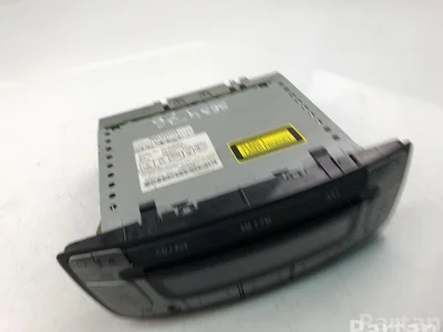 Peugeot 86120-0H010 / 861200H010 107 2008 Radio / lecteur CD - Image 1