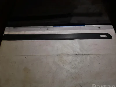 Volvo 09483885 XC90 I 2005 Garniture /moulage Left Front - Image 1