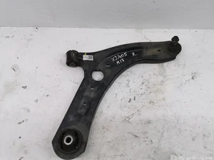 Hyundai 54501Q0000 i20 III (BC3, BI3) 2022 Devant  bras de commande de voie inférieur right side