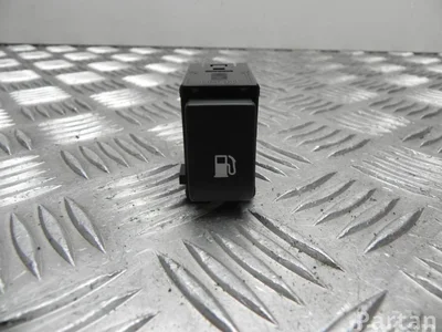 Lexus 15C330 RX (_L1_) 2009 Botón para abrir la tapa de combustibles - Imagen 1