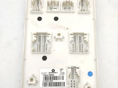 Chrysler 68491085AG, P68491085AG Pacifica 2021 Unité de commande centrale pour système de confort - Image 1