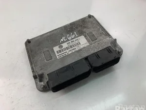 Volkswagen 03E906033L POLO (9N_) 2011 Control unit for engine