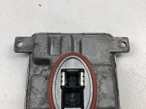 BMW 7318327 3 (E90) 2009 Unité de commande électronique pour le contrôle de la portée des phares