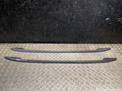 Škoda 6V9860025D, 6V9860026D FABIA III Estate (NJ5) 2019 Main-courante de pavillon - Image 1