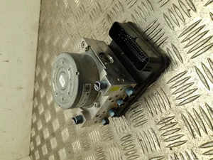 BMW 6880547, 6880546 2 Active Tourer (F45) 2016 Unité de commande hydraulique ABS