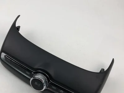 Volvo 31456673 XC40 2020 Multiple switch - Image 1