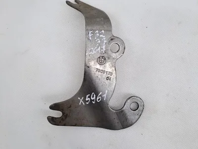 BMW 7606138 4 Coupe (F32, F82) 2017 Support pour la garniture - Image 1