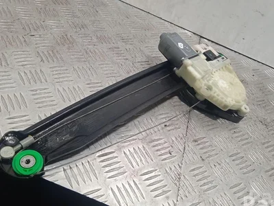 Porsche 429A995, 05366011001, / 429A995, 05366011001 PANAMERA (970) 2010 Lève-vitre Right Rear - Image 1