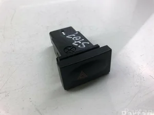 Ssangyong 864W01900 KORANDO (KJ) 2003 Éclairage d'urgence / interrupteur de danger