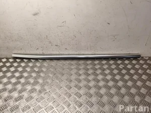 BMW 7 444 066 / 7444066 X5 (G05) 2021 cubierta del marco de cristal de puertas Right Rear