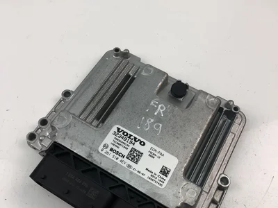 Volvo 32349194; 0261S104EV / 32349194, 0261S104EV V90 II 2022 Unidad de control del motor - Imagen 1