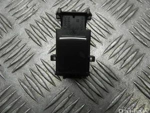 Toyota 472-1E9D / 4721E9D RAV 4 V 2020 Bouton de lève-vitre