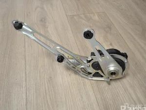 Mercedes-Benz 0390204124 E-CLASS (W212) 2018 Boucle de verrouillage avec moteur pour la rétraction