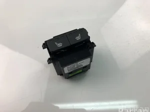 Volvo 31456674 XC40 2020 Switch for seat heating
