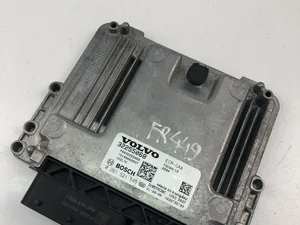 Volvo 32255068; 0261S21545 / 32255068, 0261S21545 XC40 2020 Unidad de control del motor