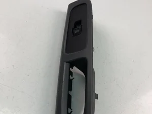 Volvo 30773214 C30 2010 Switch for electric windows