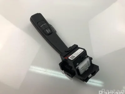 Volvo 31394001 V60 2013 Steering column multi-switch - Image 1