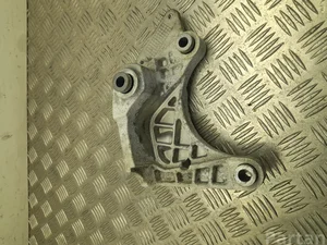 Jaguar J9D3-3D101-AG / J9D33D101AG I-PACE 2021 Support