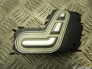 Mercedes-Benz A 167 905 23 01 / A1679052301 GLE (W167) (2019 ...) 2019 Interrupteur à mémoire pour le réglage du siège