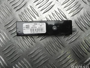 Mercedes-Benz A 212 820 16 89 / A2128201689 E-CLASS (W212) 2013 Amplificateur d'antenne