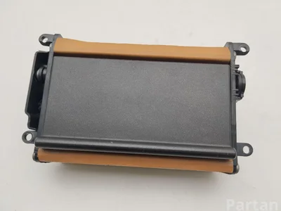 Aston Martin 98AG-15K047-AD / 98AG15K047AD Vantage Coupe 2009 Périphérique d'entrée - Image 1