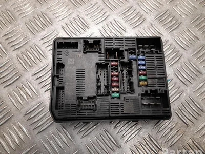 Renault 284B66911R KANGOO III 2023 Boîte à fusibles - Image 1