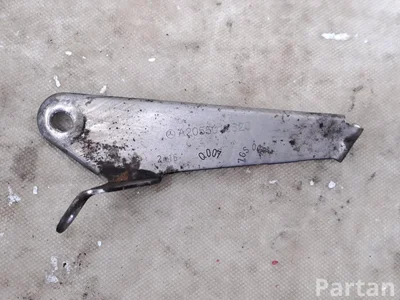 Mercedes-Benz A2055010820 C-CLASS (W205) 2016 Другие детали двигателя - Изображение 1