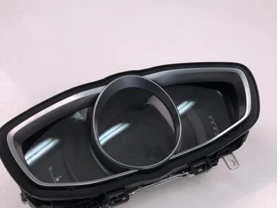 Volvo 31412270 V40 Hatchback 2014 Tableau de bord - Image 1