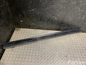 Renault 50155748 MEGANE E 2023 Nakładka progu lewa strona