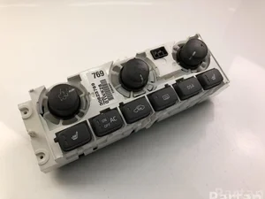 Volvo 30623769 S40 I (VS) 2001 Contrôle automatique de la climatisation