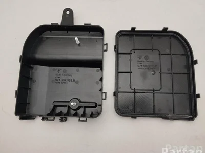 Porsche 971907613D, 971907583B PANAMERA (971) 2018 Boîte à fusibles - Image 1