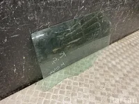 Audi 82G845205B A1 Sportback 2023 Стекло двери сзади слева