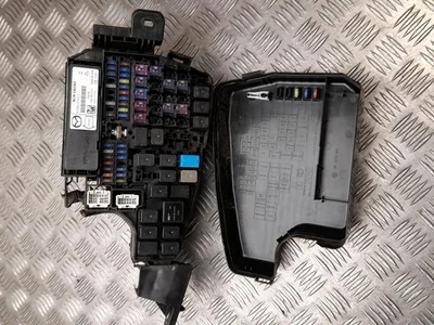 Mazda KD45-66767 / KD4566767 6 Estate (GJ, GL) 2013 Boîte à fusibles - Image 1