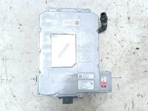 Porsche 9J1907123F Taycan 2021 Onduleur avec convertisseur