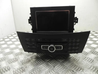 Mercedes-Benz A 172 901 66 00, A 204 900 99 07 / A1729016600, A2049009907 C-CLASS (W204) 2011 Radio / lecteur CD - Image 1