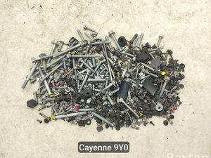 Porsche Cayenne 9Y0 9Y3 2021 Boulon complect