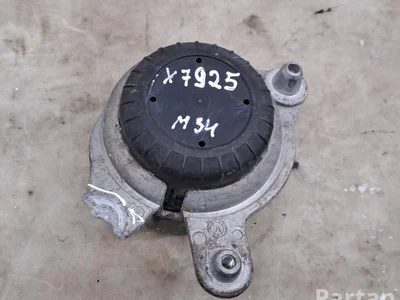 Mercedes-Benz A2052406717 C-CLASS (W205) 2016 Support moteur - Image 1