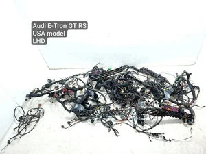 Audi 4J3971095H, 4J3970000, 4J3970043B, 9J1971073AD, 9J1.955.447,9J1971277Q, 9J1971103A / 4J3971095H, 4J3970000, 4J3970043B, 9J1971073AD, 9J1955447, 9J1971277Q, 9J1971103A E-TRON GT Stufenheck (F83, F8P) 2024 Kabelsatz