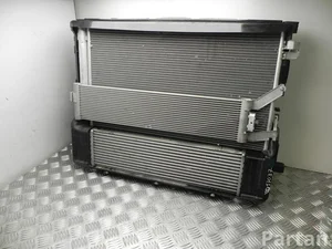 Gebrauchtes Original BMW 8617086, 8576513, 2436990, 2436962, 9364258, 85756509, 2677774 5 (G30) 2018 Wasserkühler Ladeluftkühler Kühlerlüfter Kondensator, Klimaanlage