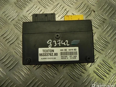 Peugeot 96333762 806 (221) 2000 Unités de contrôle - Image 1