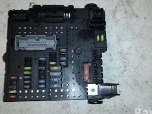 Volvo 30786646 XC90 I 2008 Caja de fusibles