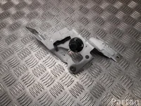 BMW 8 739 317 / 8739317 i4 (G26) 2024 Uchwyt błotnika z lewej