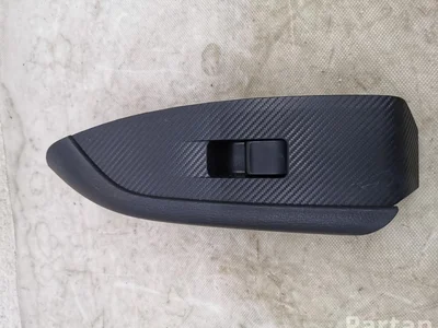 Mazda D09H66370, D10E685L1 CX-3 (DK) 2016 Bouton de lève-vitre - Image 1