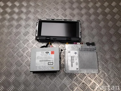 Jaguar GX63-19C299-AC, FW93-11B608-AD, GX63-19C211-AE / GX6319C299AC, FW9311B608AD, GX6319C211AE XF (X260) 2017 Radio z odtwarzaczem CD - Obraz 1