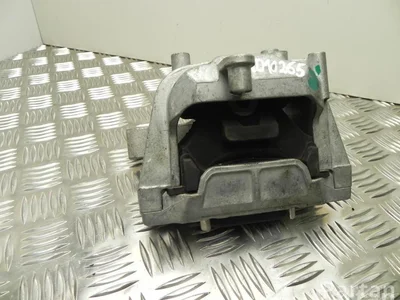 Volkswagen 1K0 199 262 CN / 1K0199262CN JETTA IV (162, 163) 2013 Support moteur - Image 1