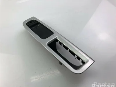 Volvo 31334361 XC60 2012 Bouton de lève-vitre - Image 1