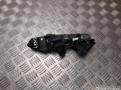 Ford USA LJ8A-16D669-AD / LJ8A16D669AD Mustang Mach-E 2022 Serrure de capot-moteur - Image 1