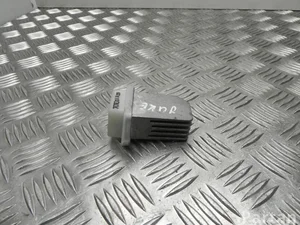 Nissan 70T03A29 JUKE (F15) 2013 Résistance